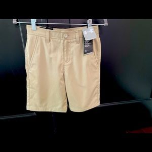 Boys Khaki Under Armour shorts. Size 12.